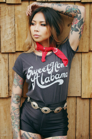 Sweetheart Tee